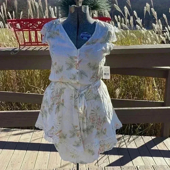 American rag woman’s dress. Size extra small. - Picture 1 of 8